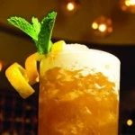 Коктейль из мороженого и чая