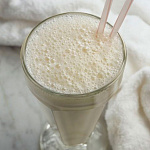 Классический молочный коктейль с мороженным